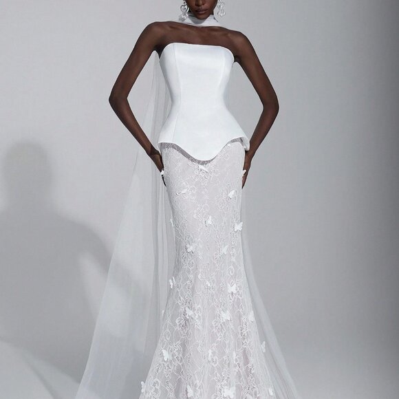 White Elegant Women's Luxurious Fishtail Lace Wedding Dress - Picture 7 of 8